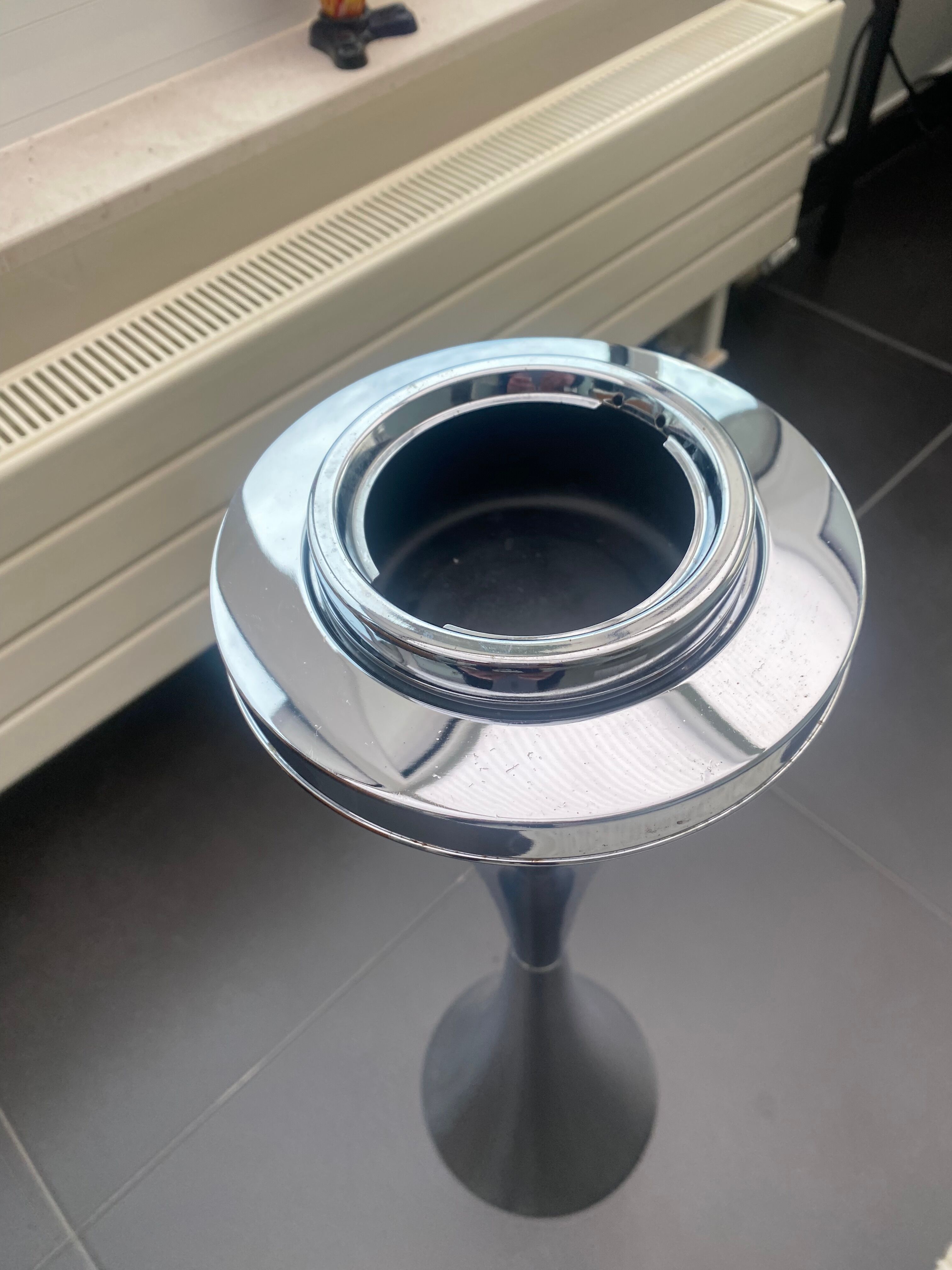 Vintage 70 metal ashtray space age