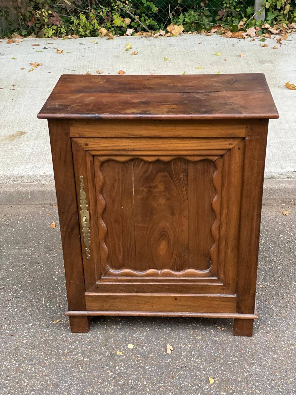 Commode d'art René Trofel en chêne massif du 19ème