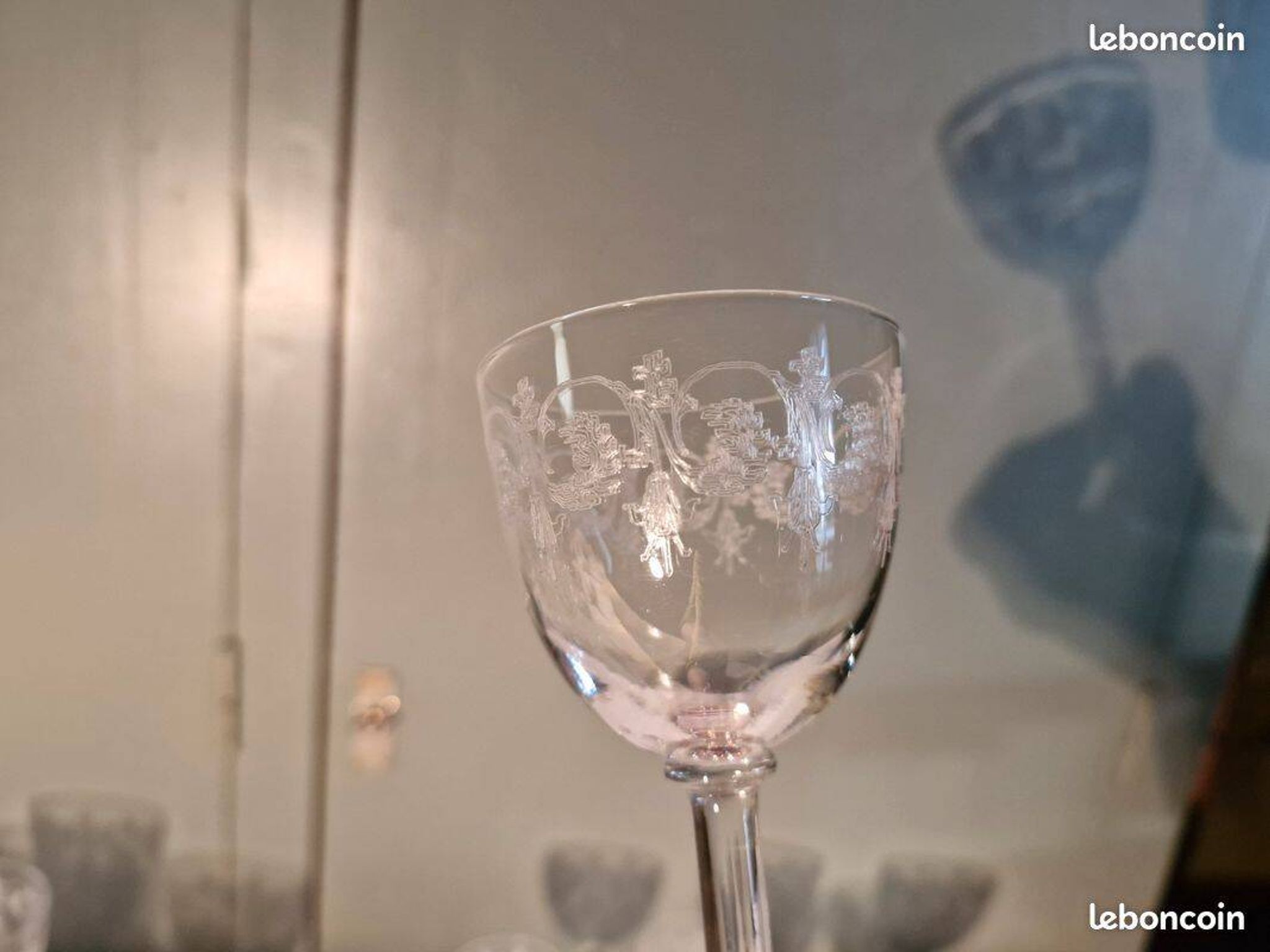 7 white wine/port glasses ART NOUVEAU - floral decoration - Baccarat Fine 19