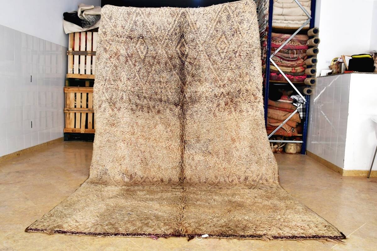 Vintage Moroccan Berber rug 303 x 210 cm