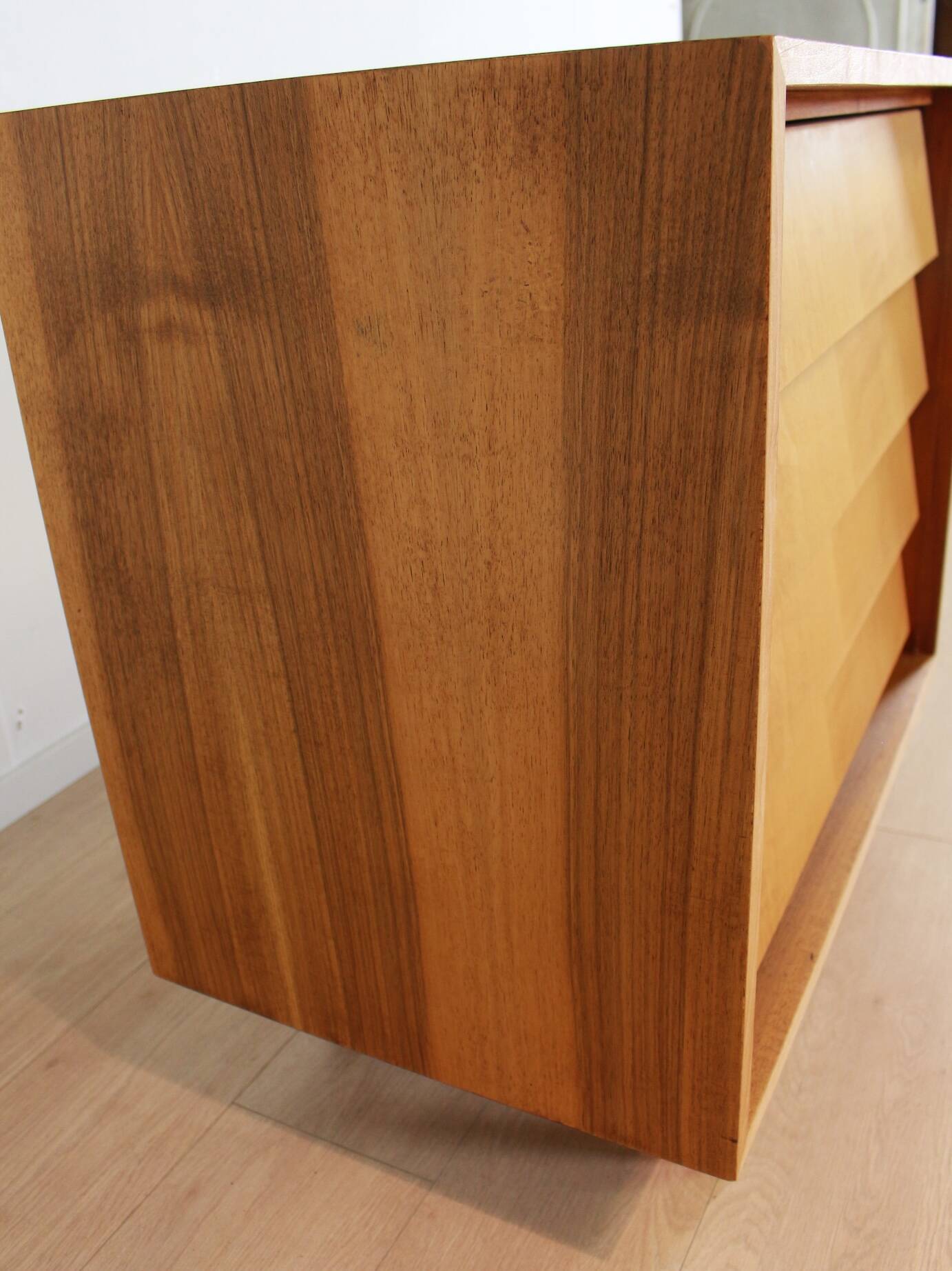 Commode – Erich Stratmann, Ateliers de meubles d'Oldenbourg
