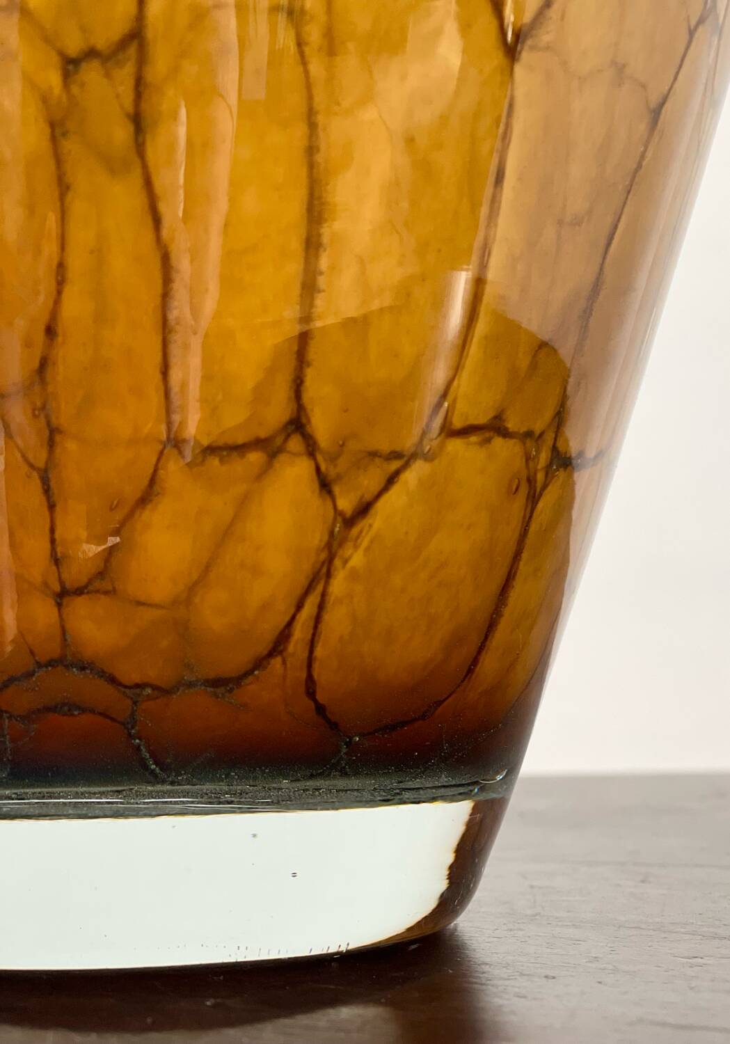 Mouth-blown glass vase.