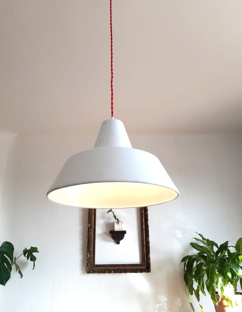 Suspension en rôle émaillée Louis Poulsen,  1960