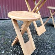 Lot table and folding stools Suzy by Adrian Reed.