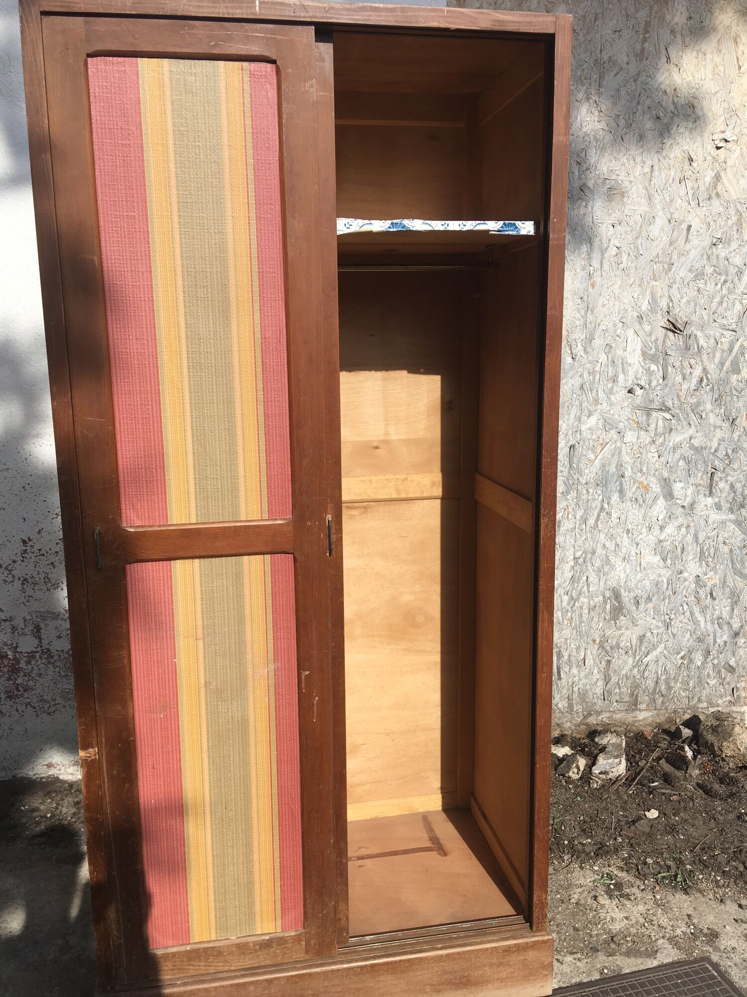 Parisian wardrobe/wardrobe with sliding doors