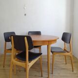 Extended roundtable
