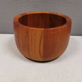 Beautiful large teak bowl from the 1970s by Nissen Denmark