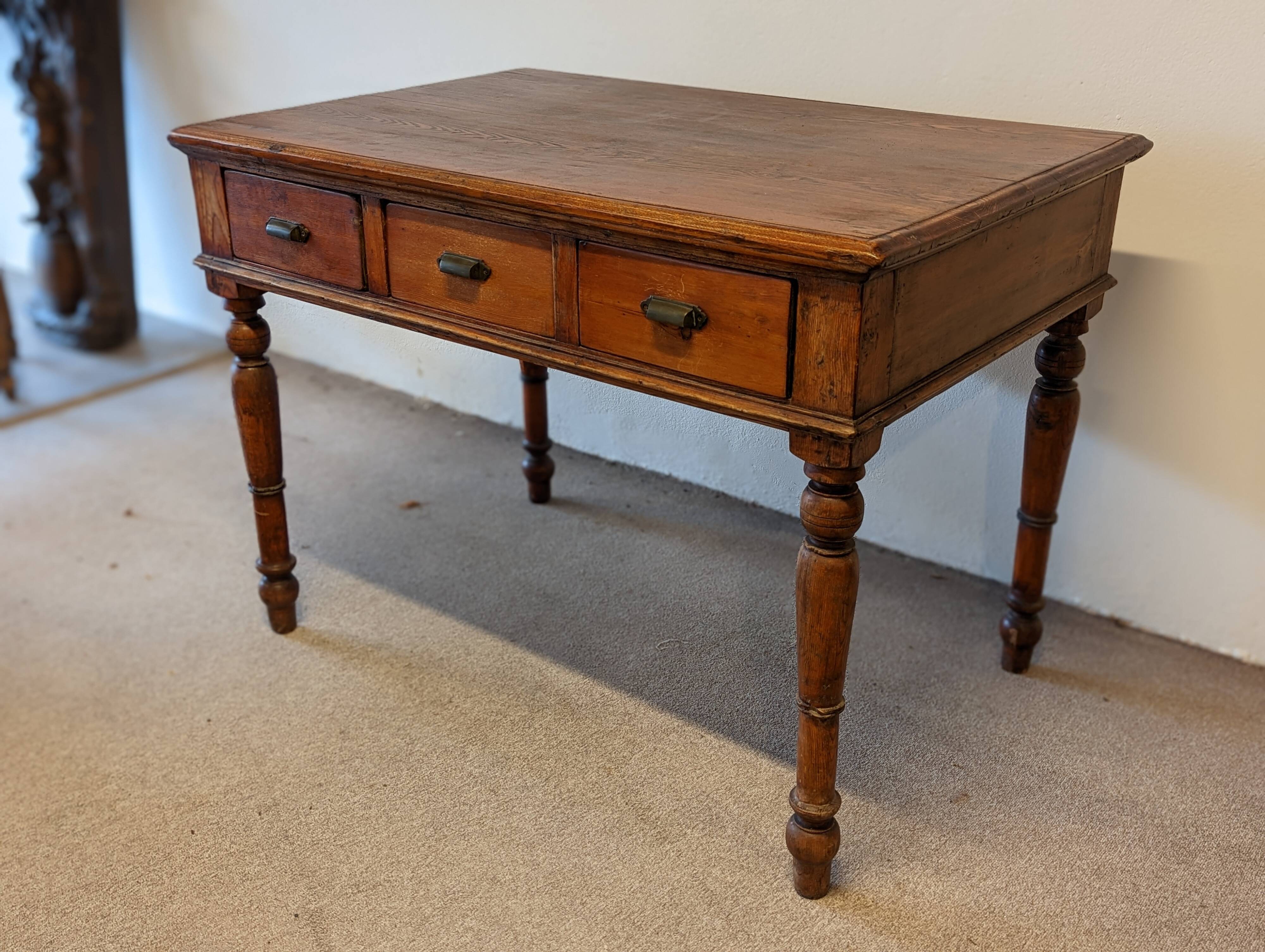 Early 20th century pine desk table