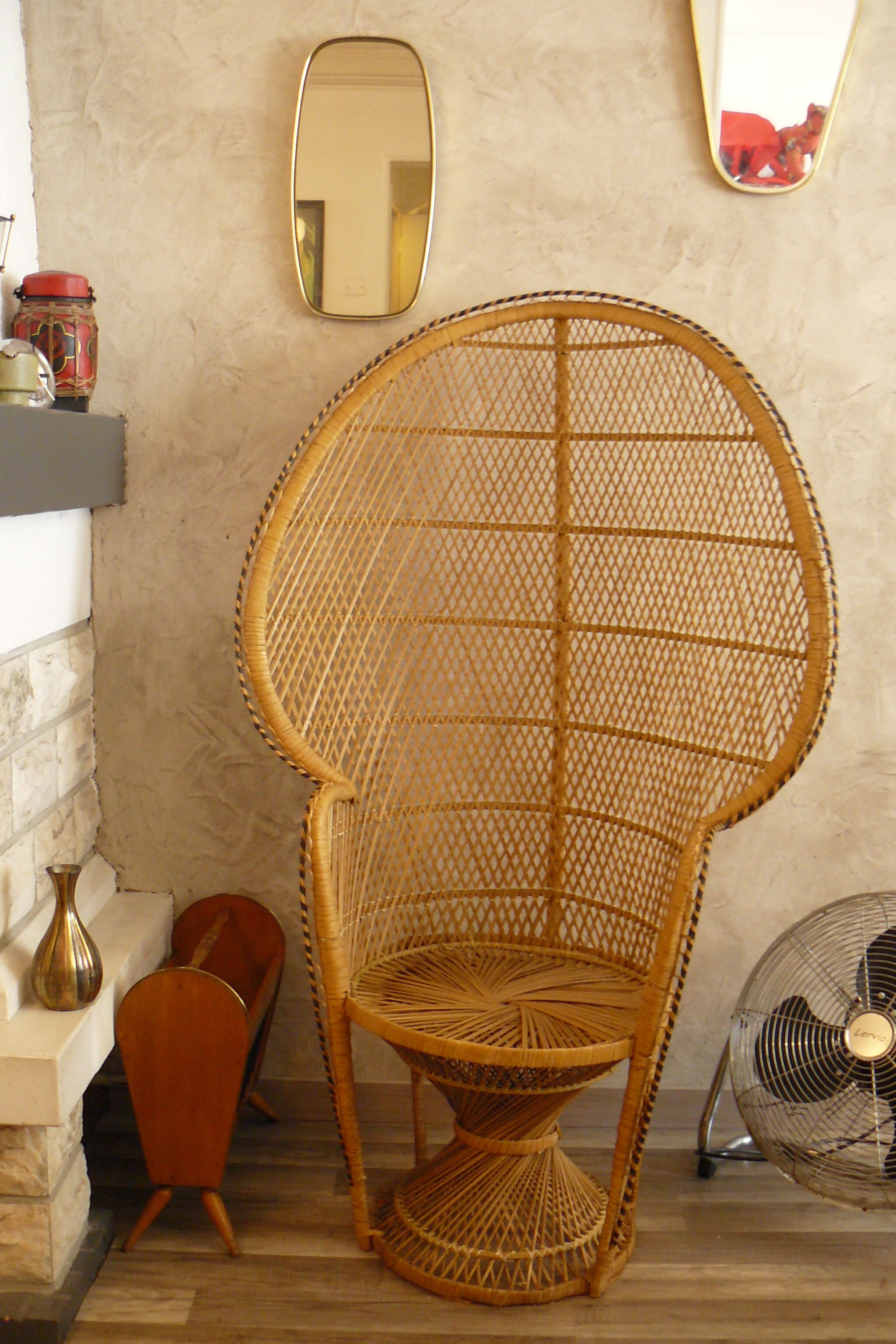 Fauteuil emmanuelle adulte vintage