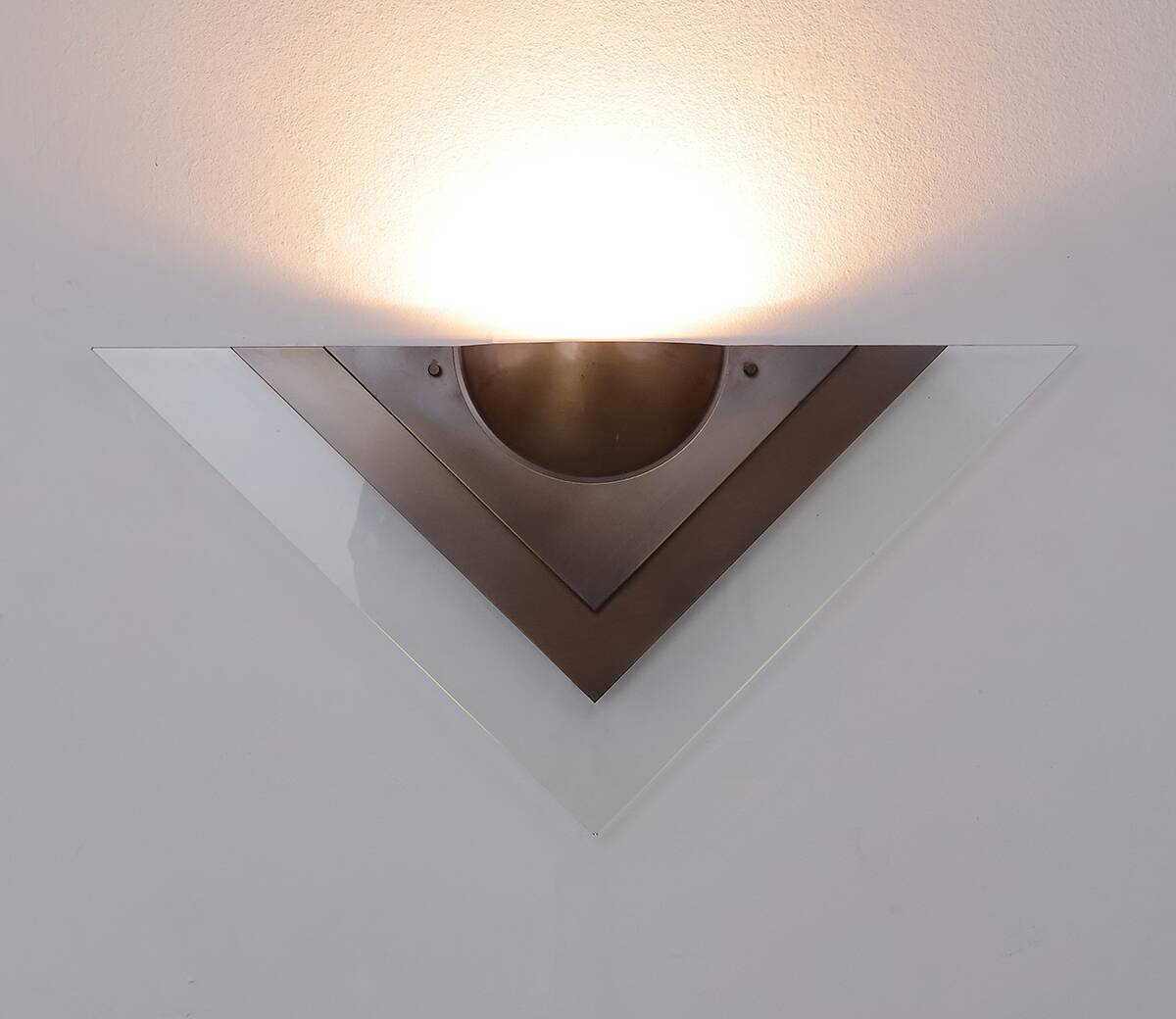 Dutch Design copper colored wall lamp with glass, Dijkstra 1980s