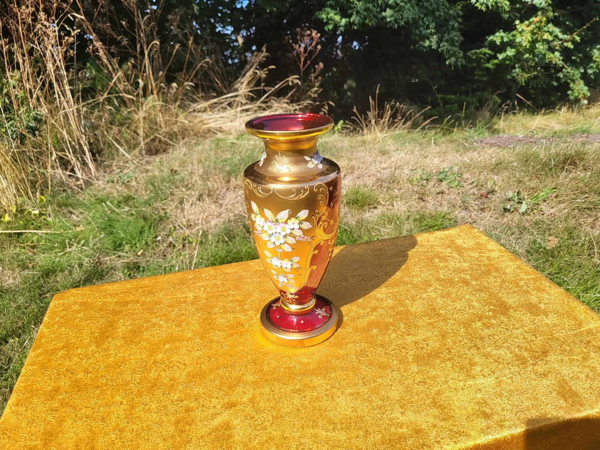 Bohemian Crystal Emerald Red/Rosa Vase with 24K Gold Encrusted Floral Desig