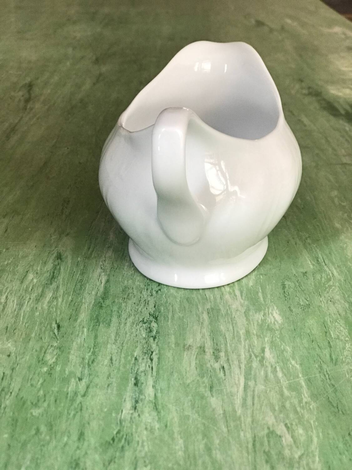 Ssaucière en porcelaine vintage