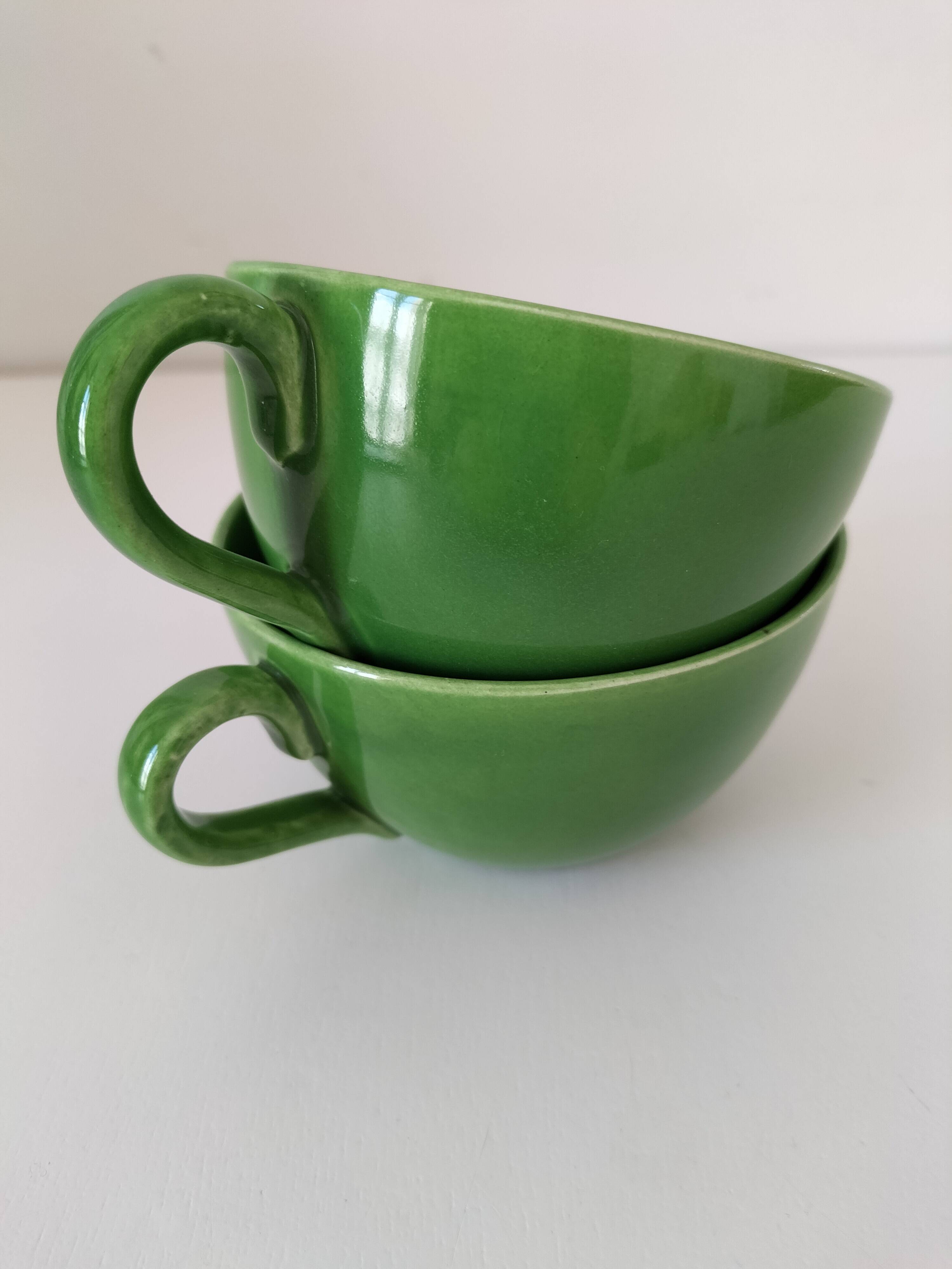Vintage glazed ceramic cup duo