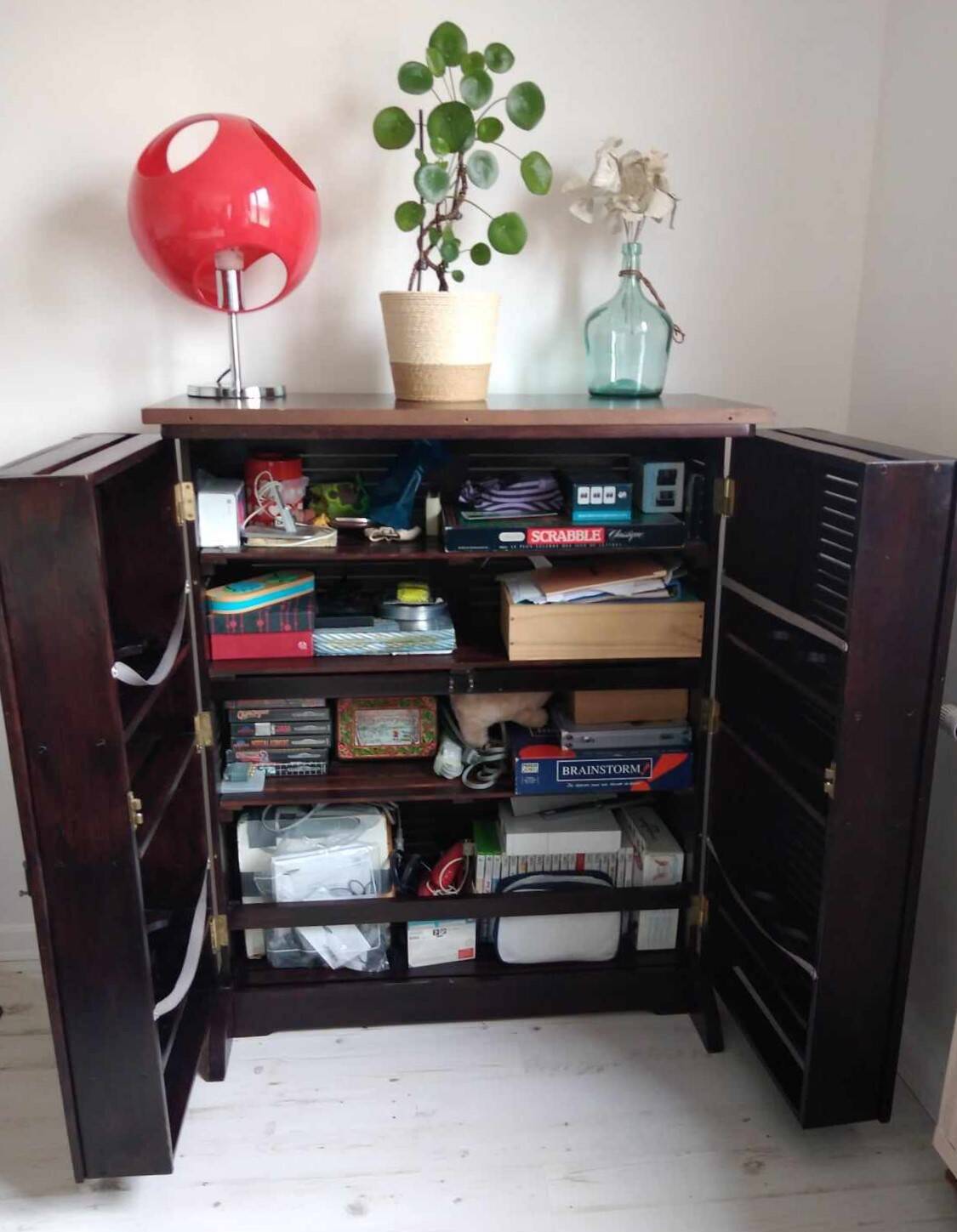 Mahogany bar cabinet