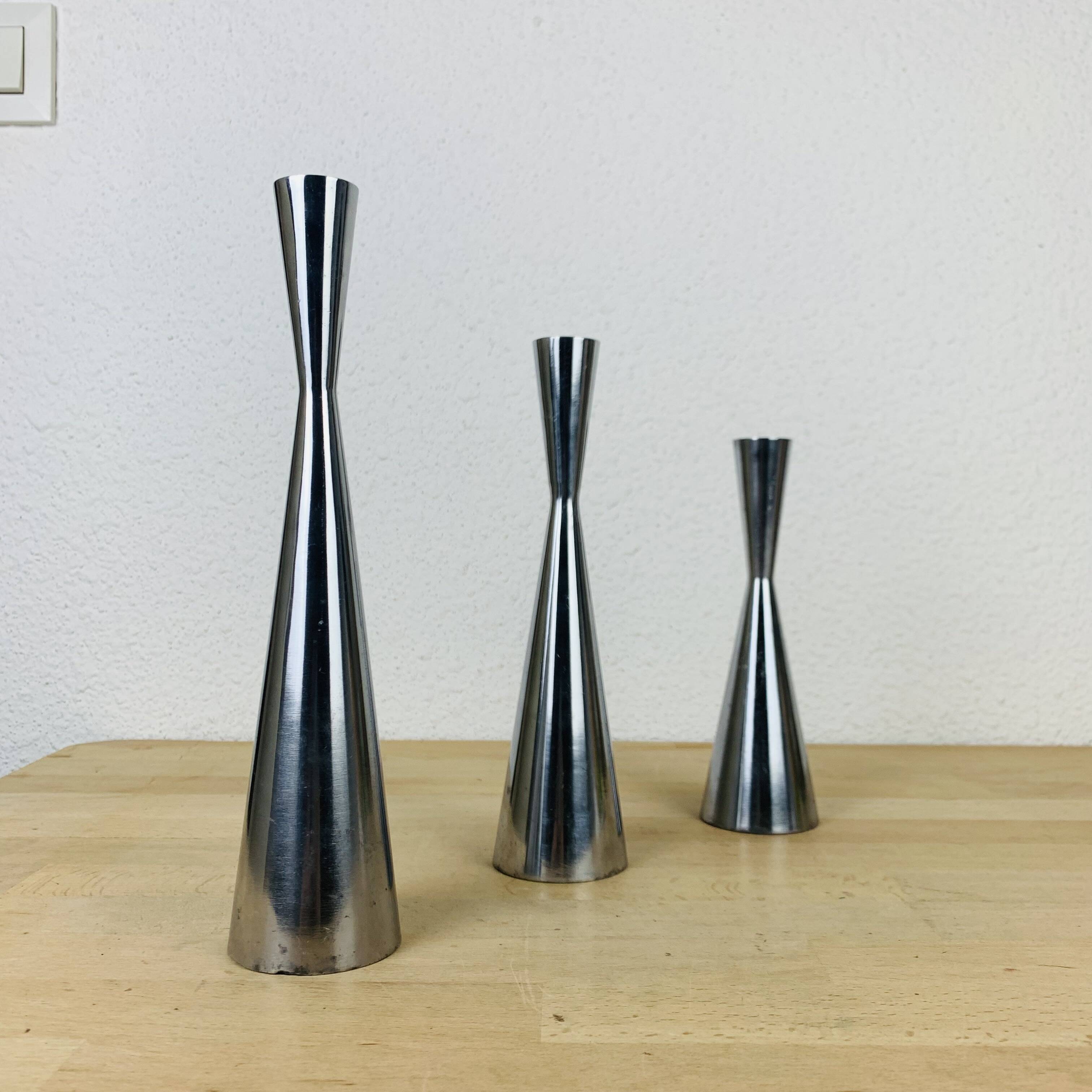 3 aluminum diabolo candle holders
