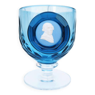 Verre calice en verre  médaillon wedgwood