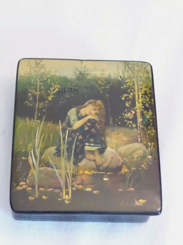 Russian lacquered box