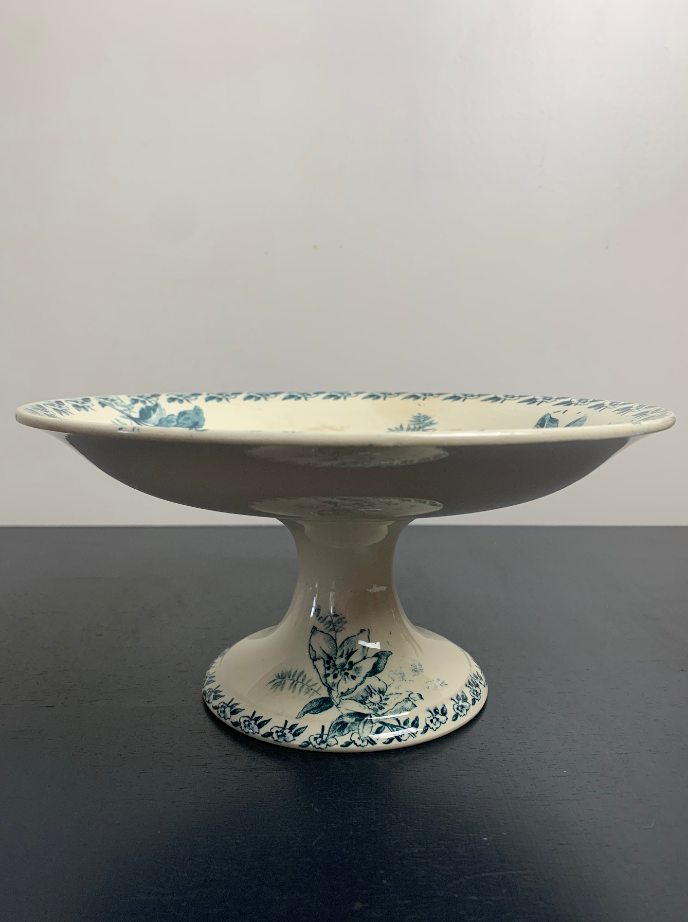 Opaque porcelain compotier from Gien Terre de fer