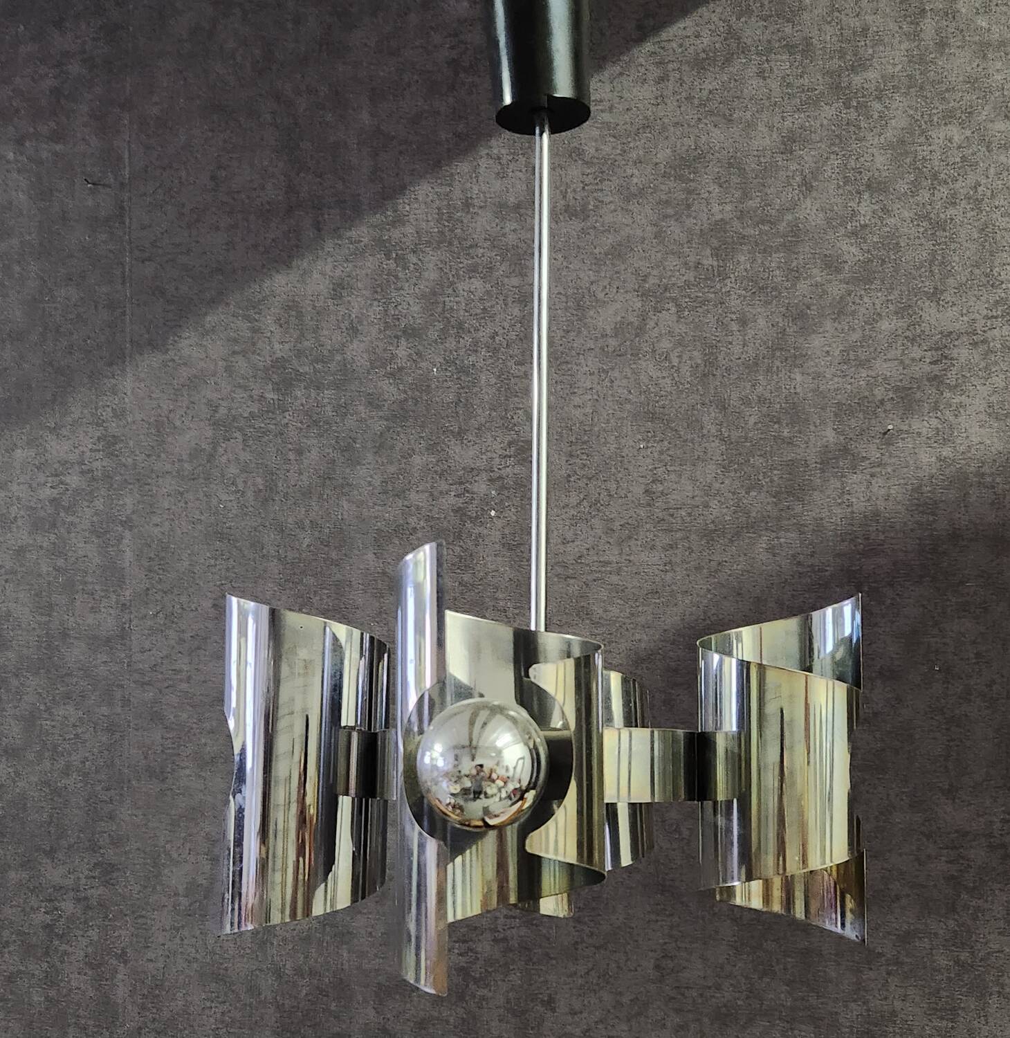 Vintage ceiling light with 4 lights, space age design.