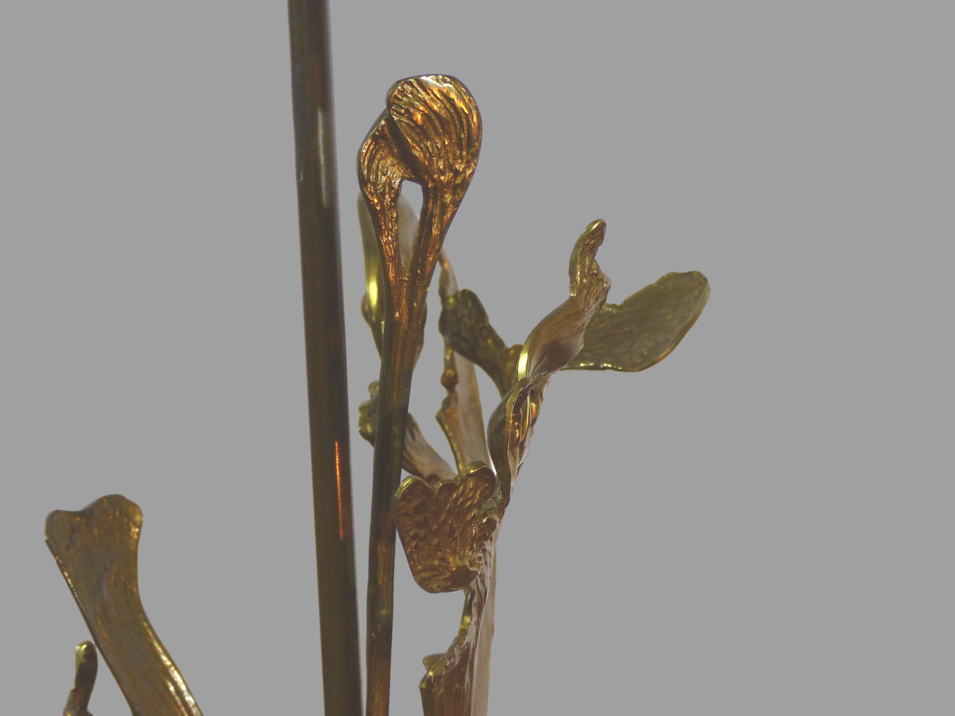 Lamp foot in gilded bronze with foliage 1970