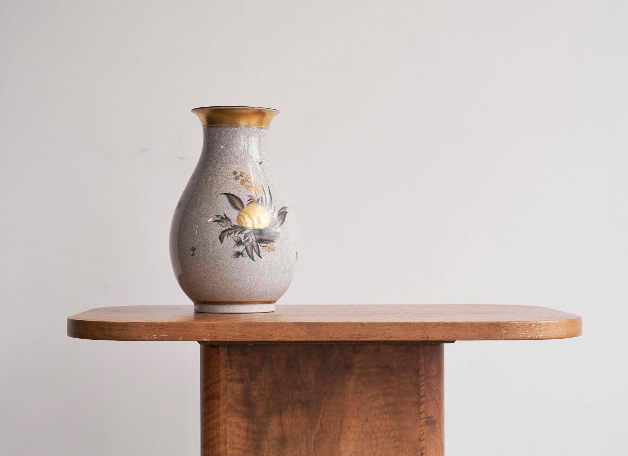'Skaldyr' Vase Craquelé and Gold by Thorkild Olsen for Royal Copenhagen, 1930s