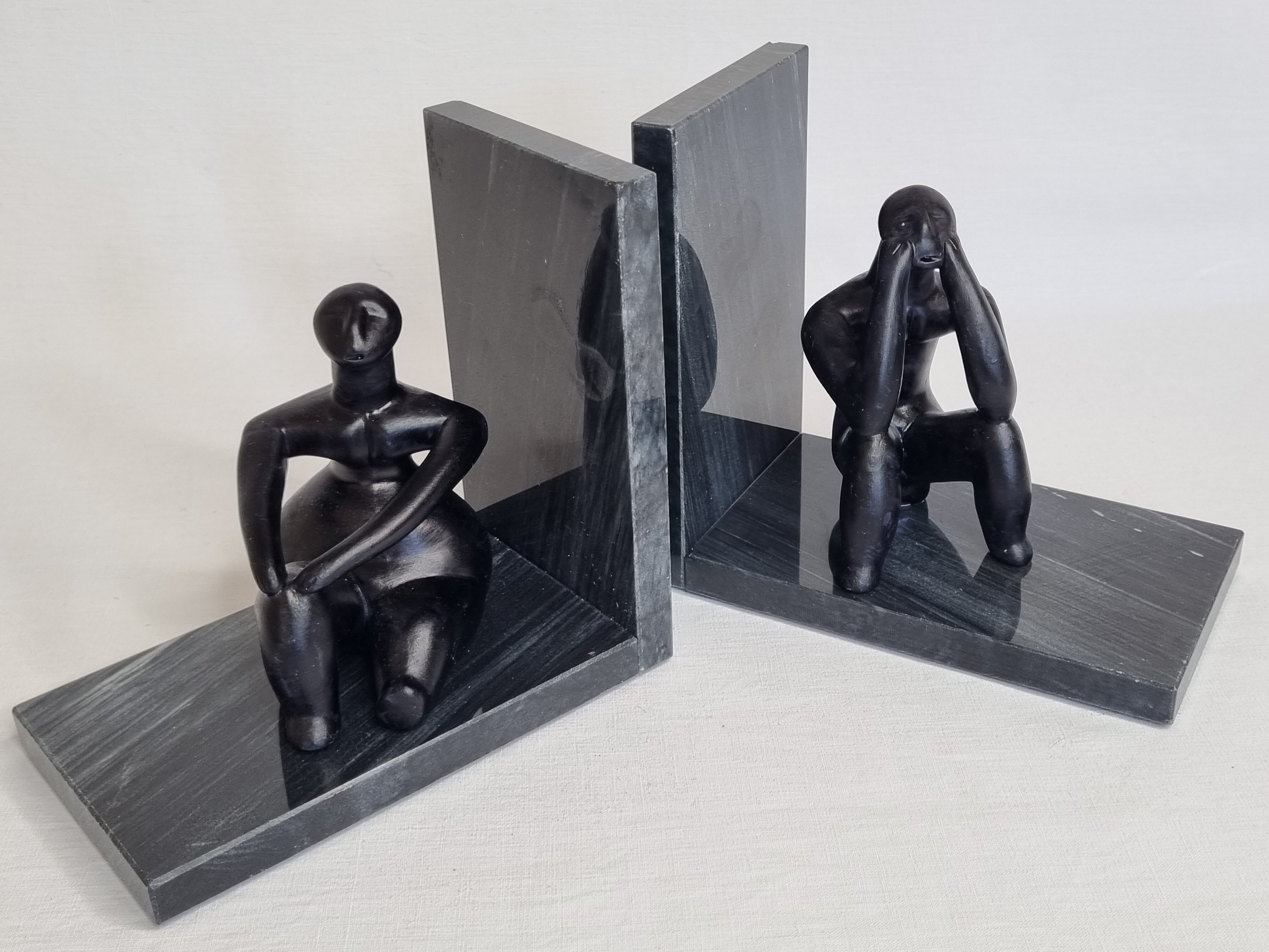 Pair of bookends the thinker and the seated lady, 15 cm