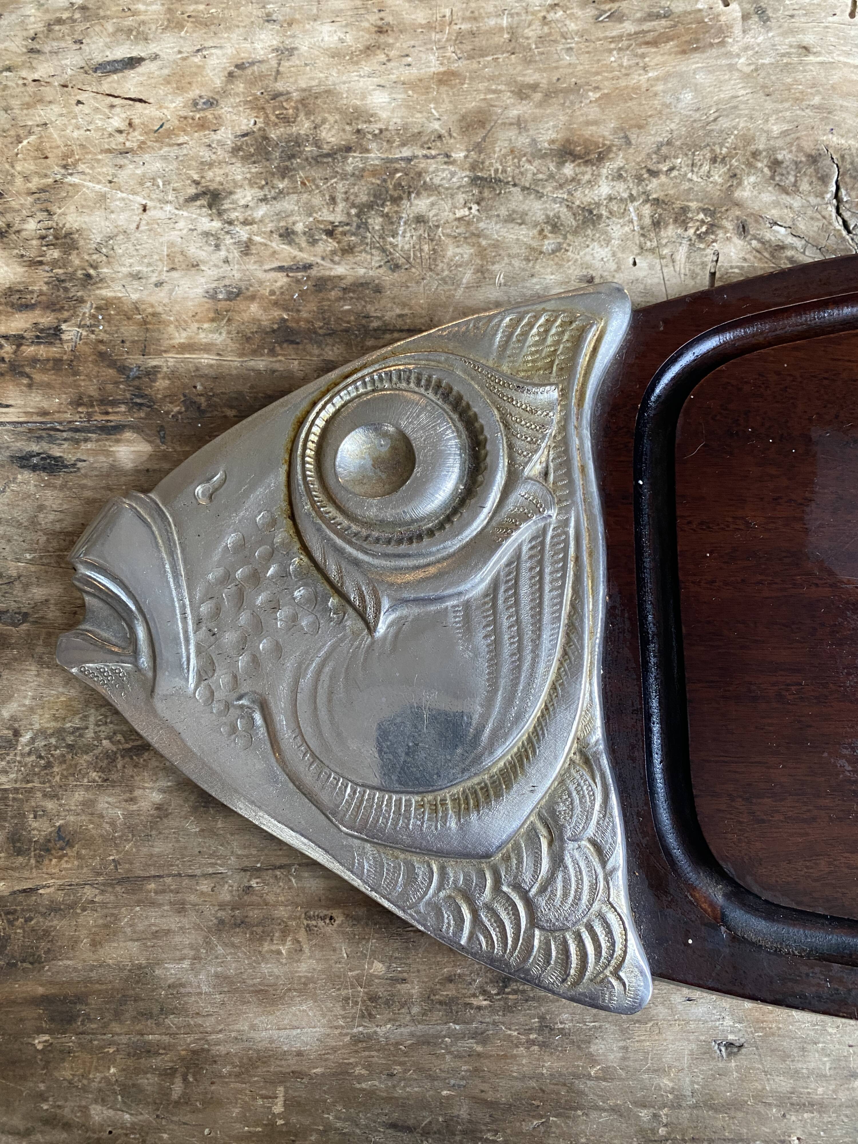 Large Vintage Chic Fish Platter – Wood & Metal