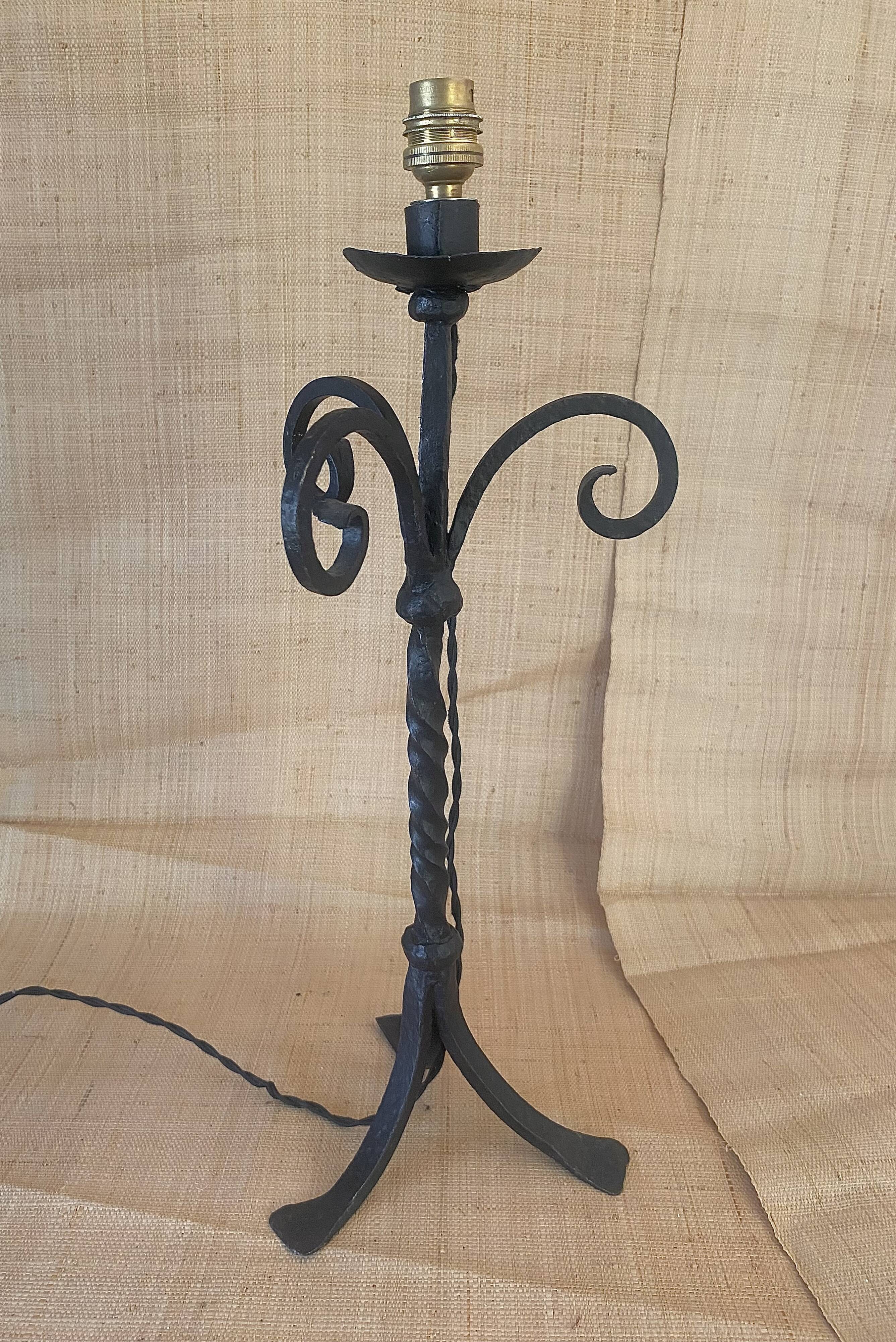 1970s wrought iron lamp, new 2m fabric cable, lampshade.