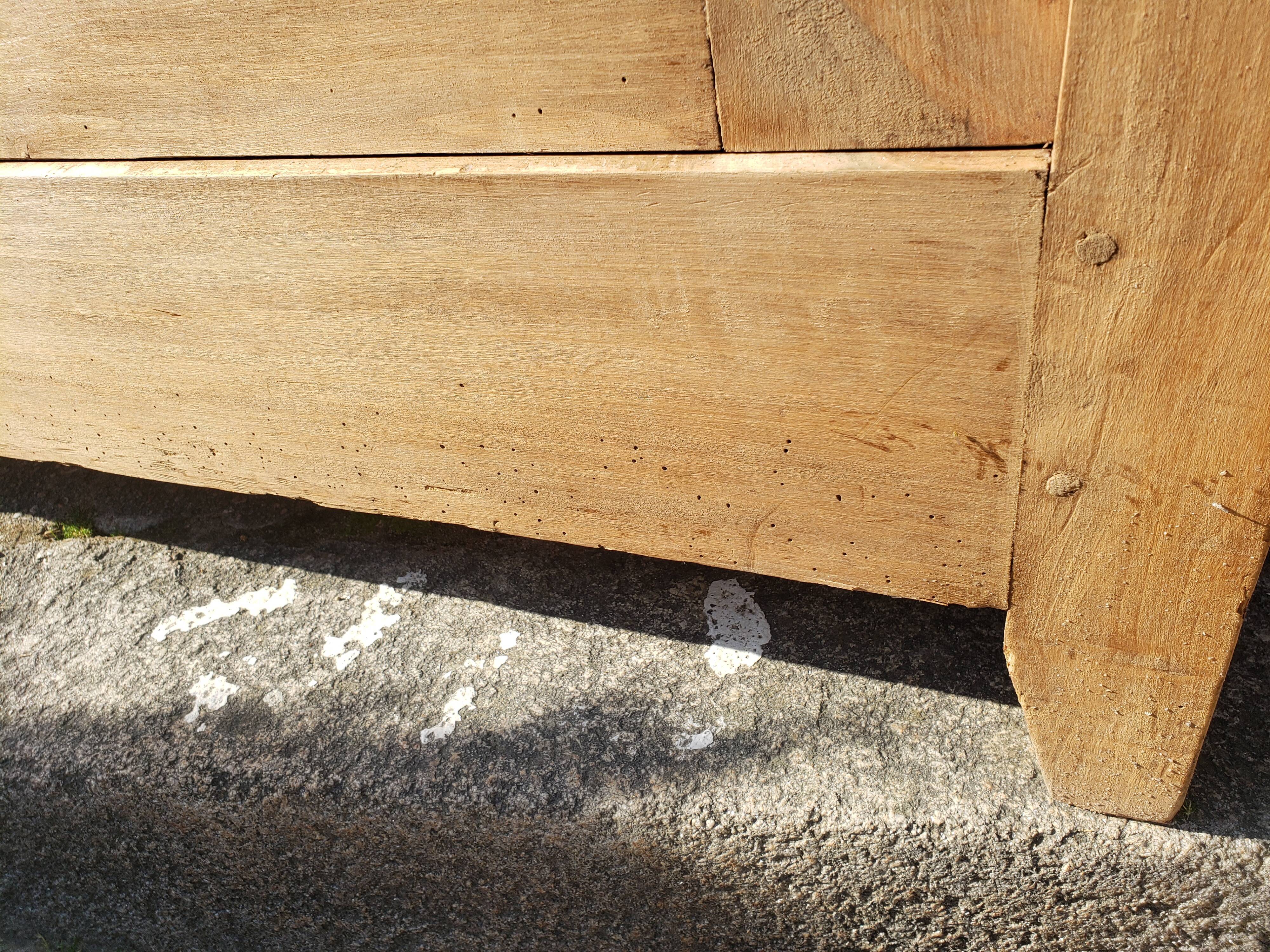 Parisian cabinet art deco raw wood