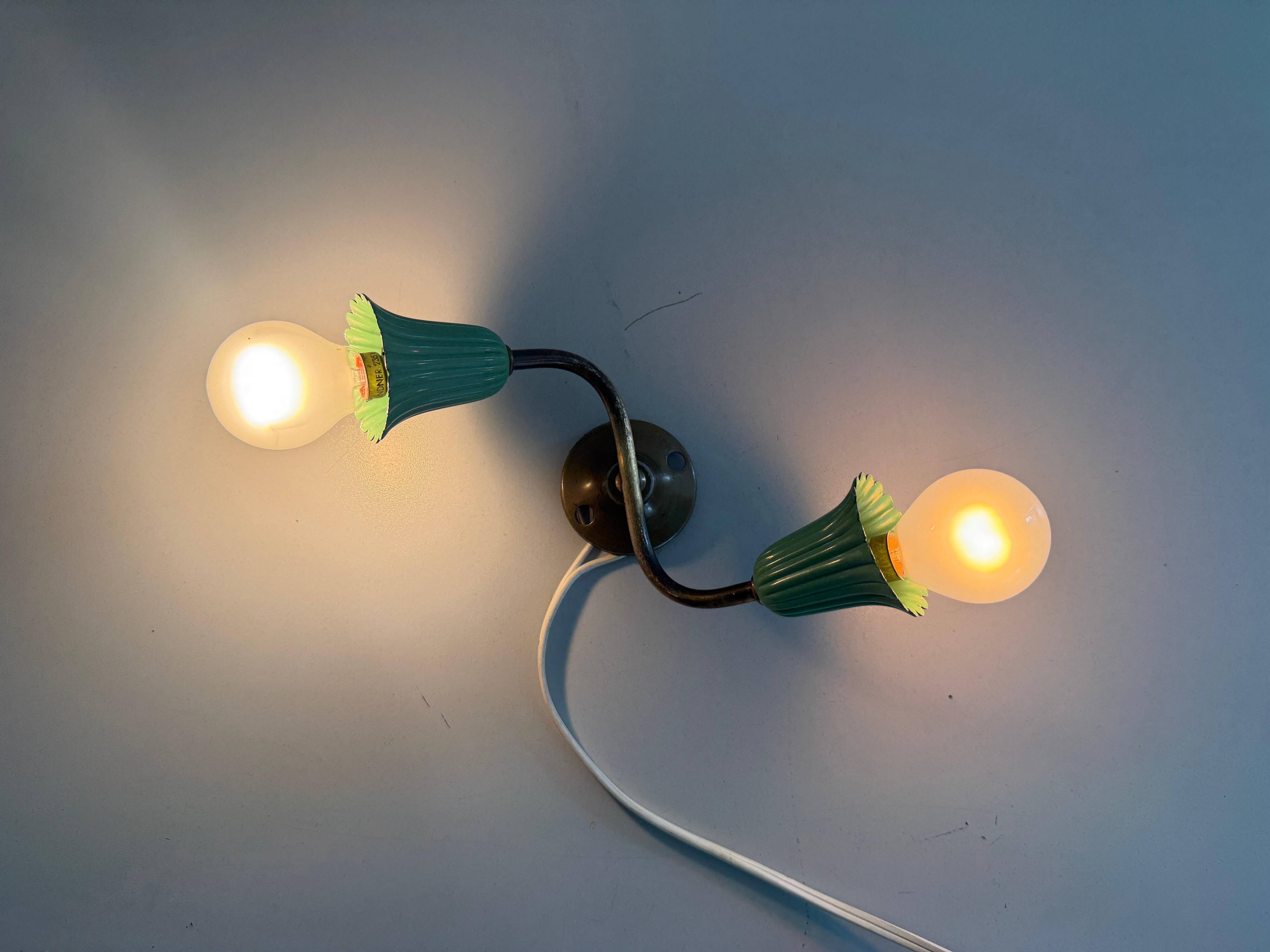 Small simple 2-headed brass wall light, 1950s, Italy.