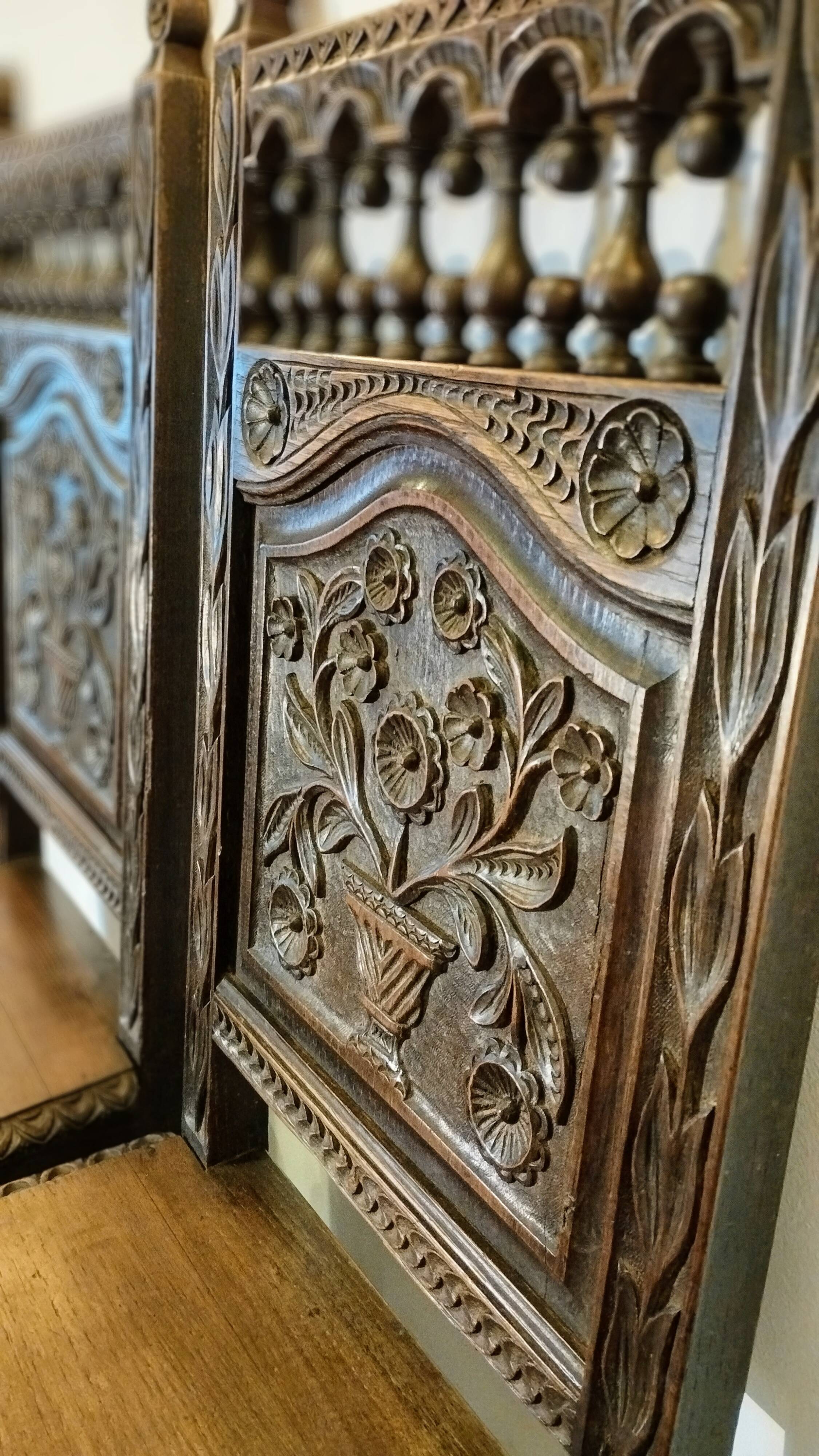 Pair of Breton chairs from the late 19th century.