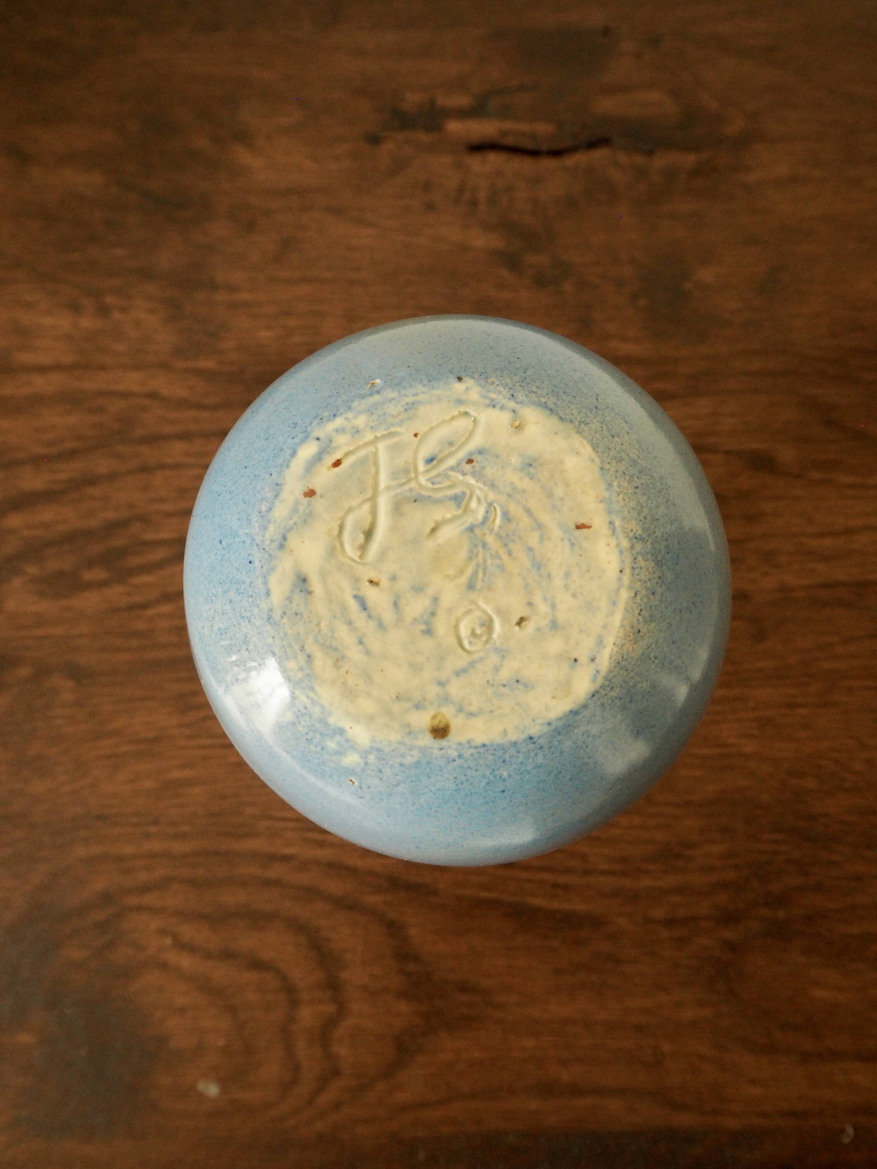 Handcrafted soliflore in blue ceramic signed JS