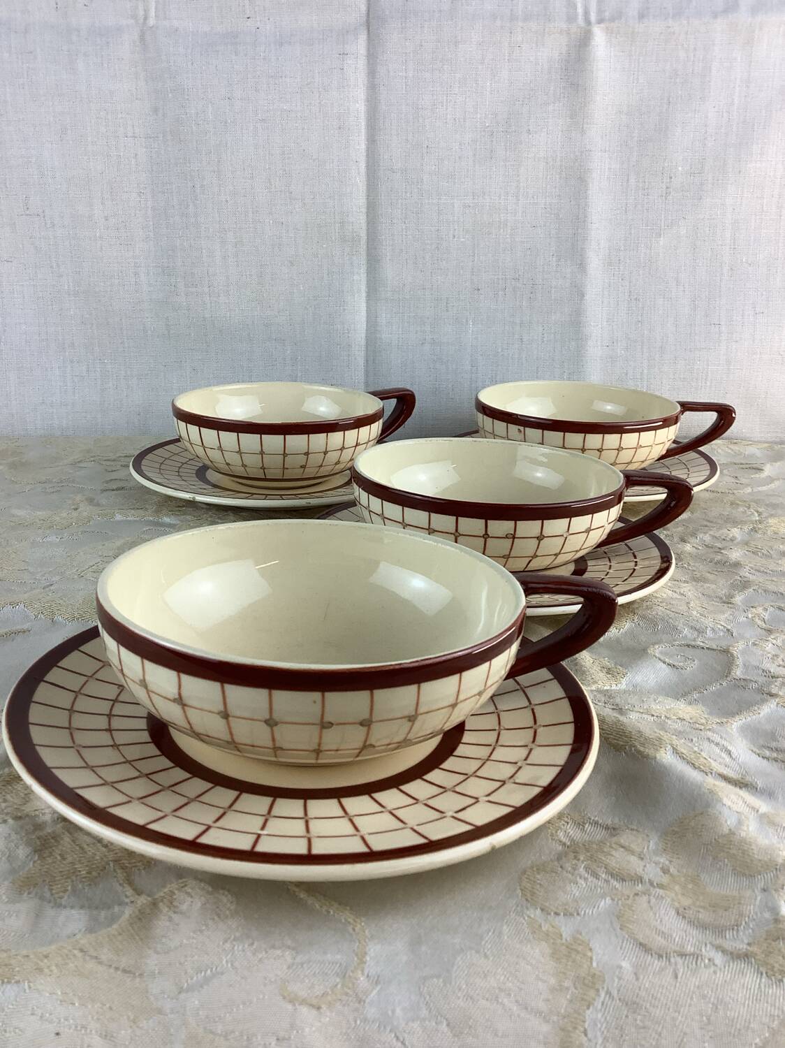 Longchamp Antique Cups & Saucers