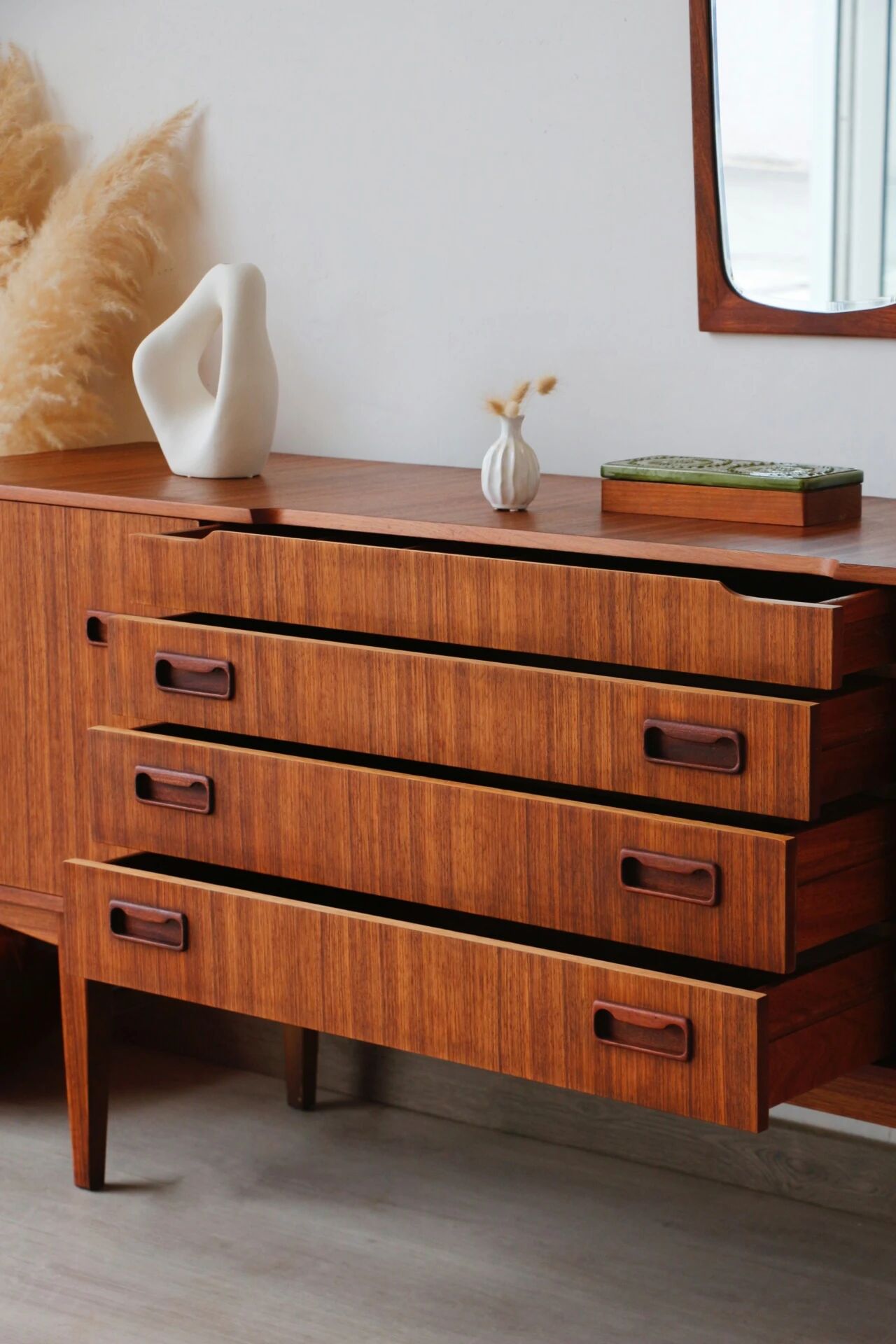 Vintage teak enfilade Beautility | Restored 1960s design