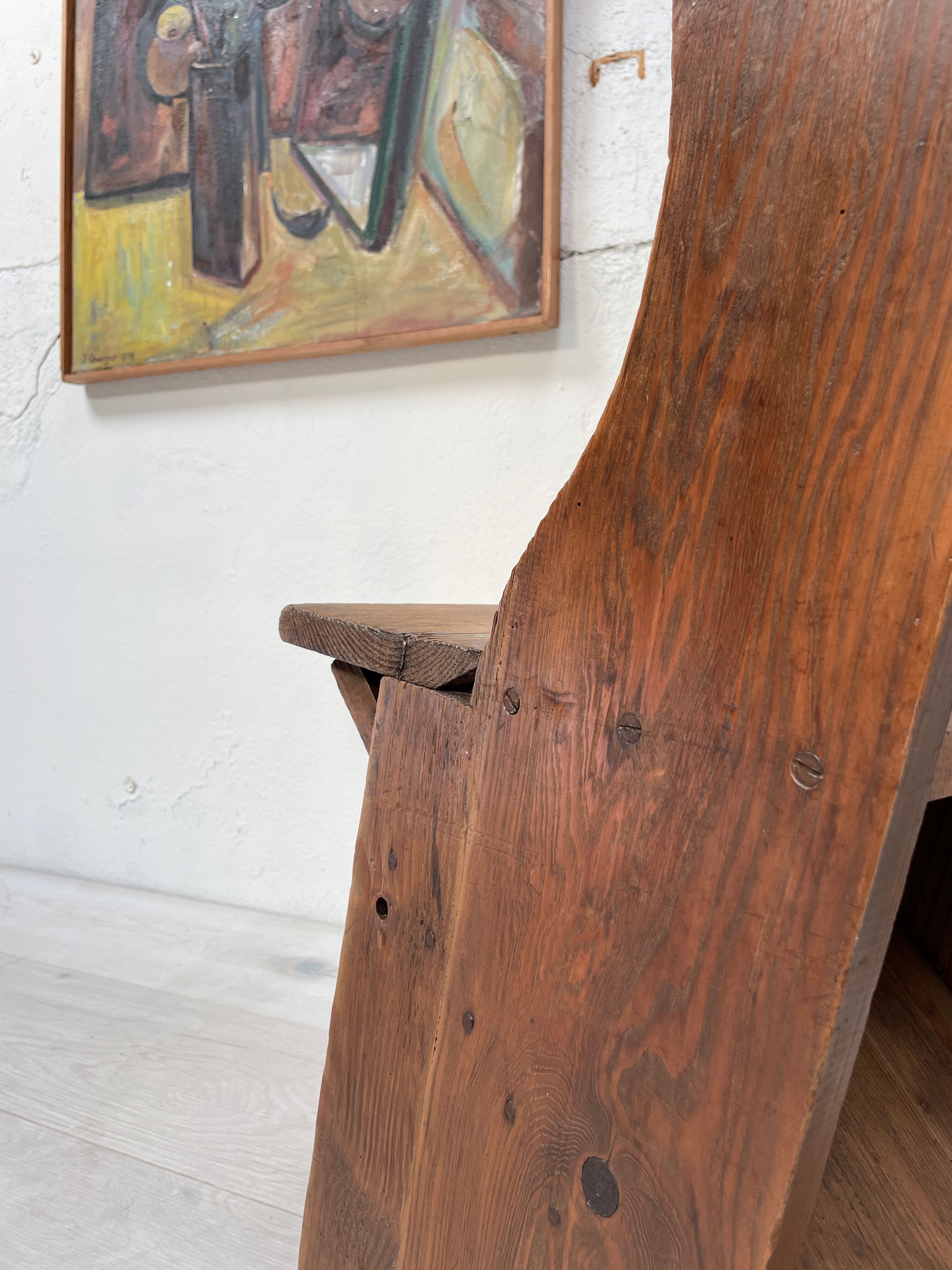 Folk Art chair in fir.