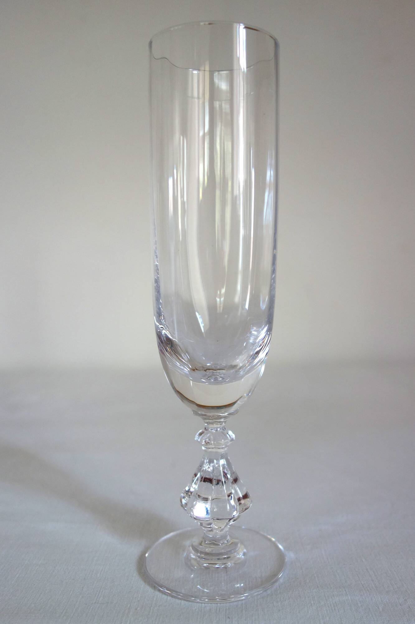 6 champagne flutes in Sèvres crystal, Choiseul model