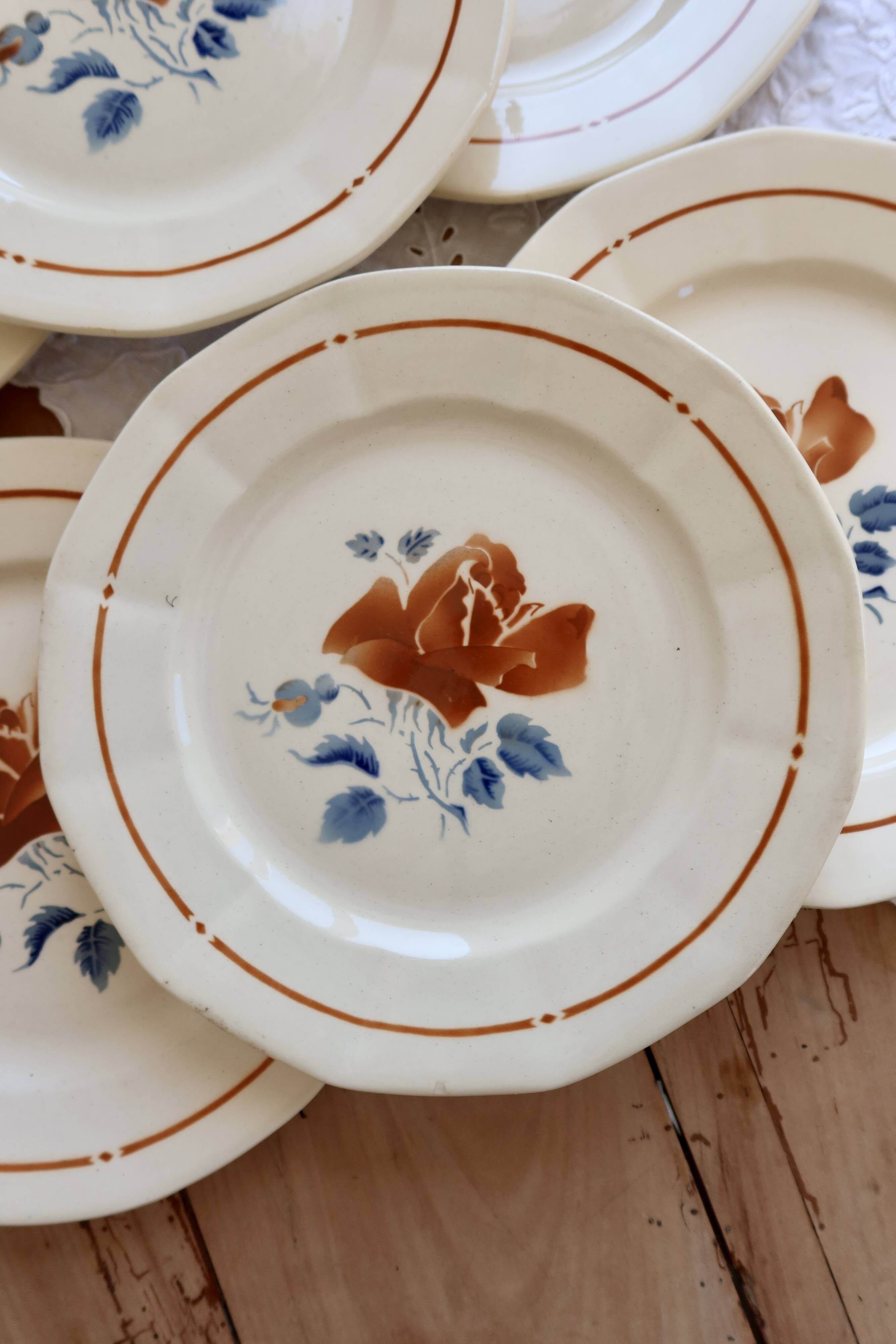 6 vintage flat plates from Sarreguemines - Rose pattern