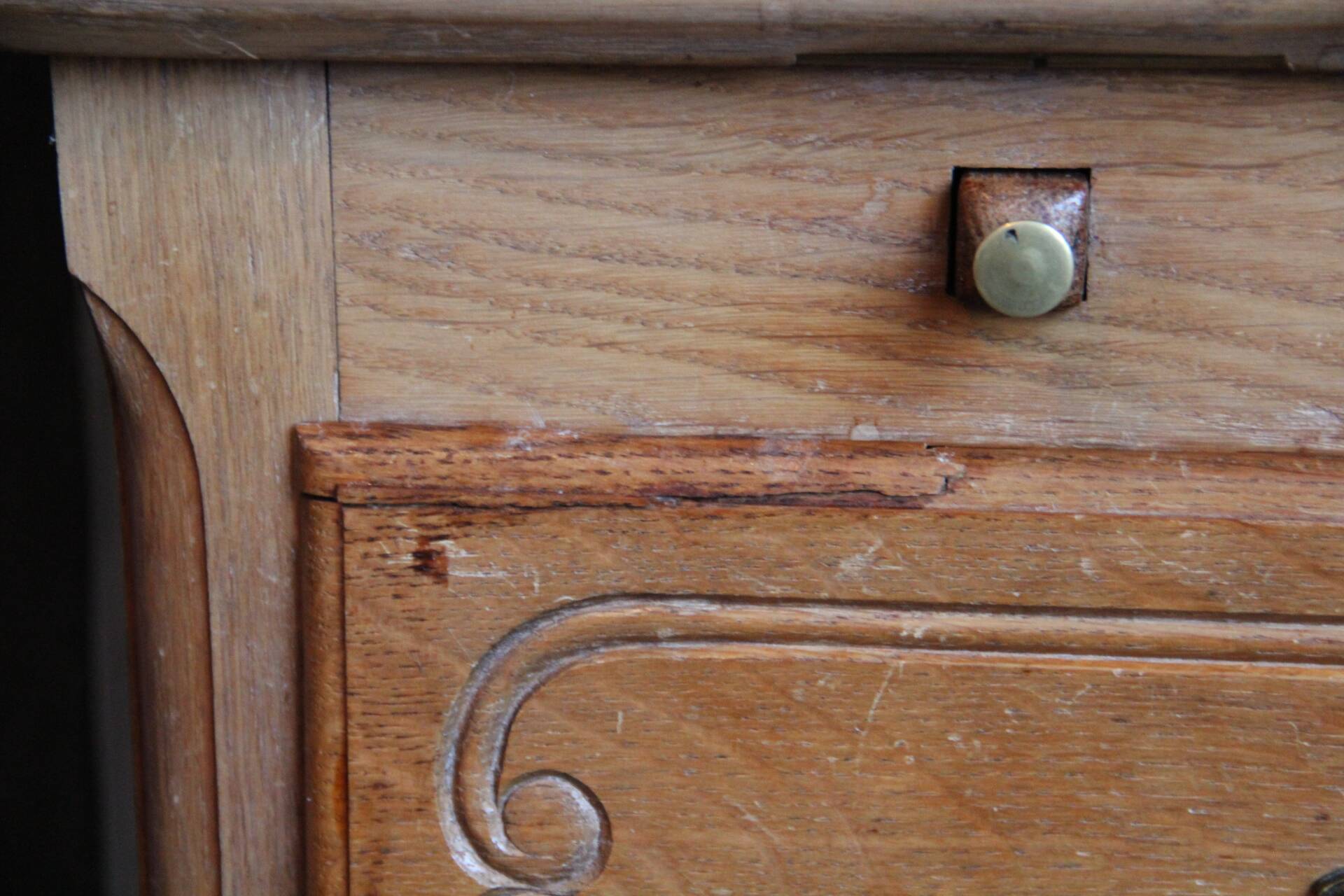 Small oak desk in Louis XV style