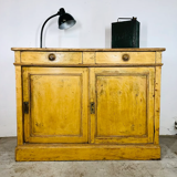 Old buffet