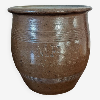 Glazed stoneware pot