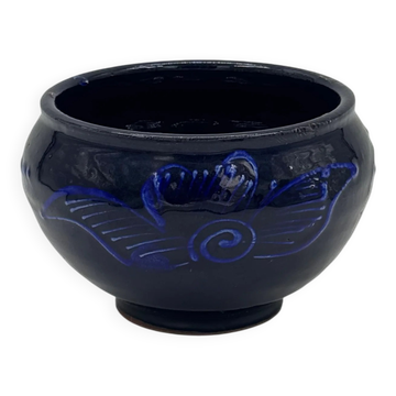 Vintage decorative bowl in cobalt blue ceramic.