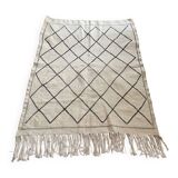 Berber rug 134x108 Azilal in beige ecru Moroccan wool with black diamonds