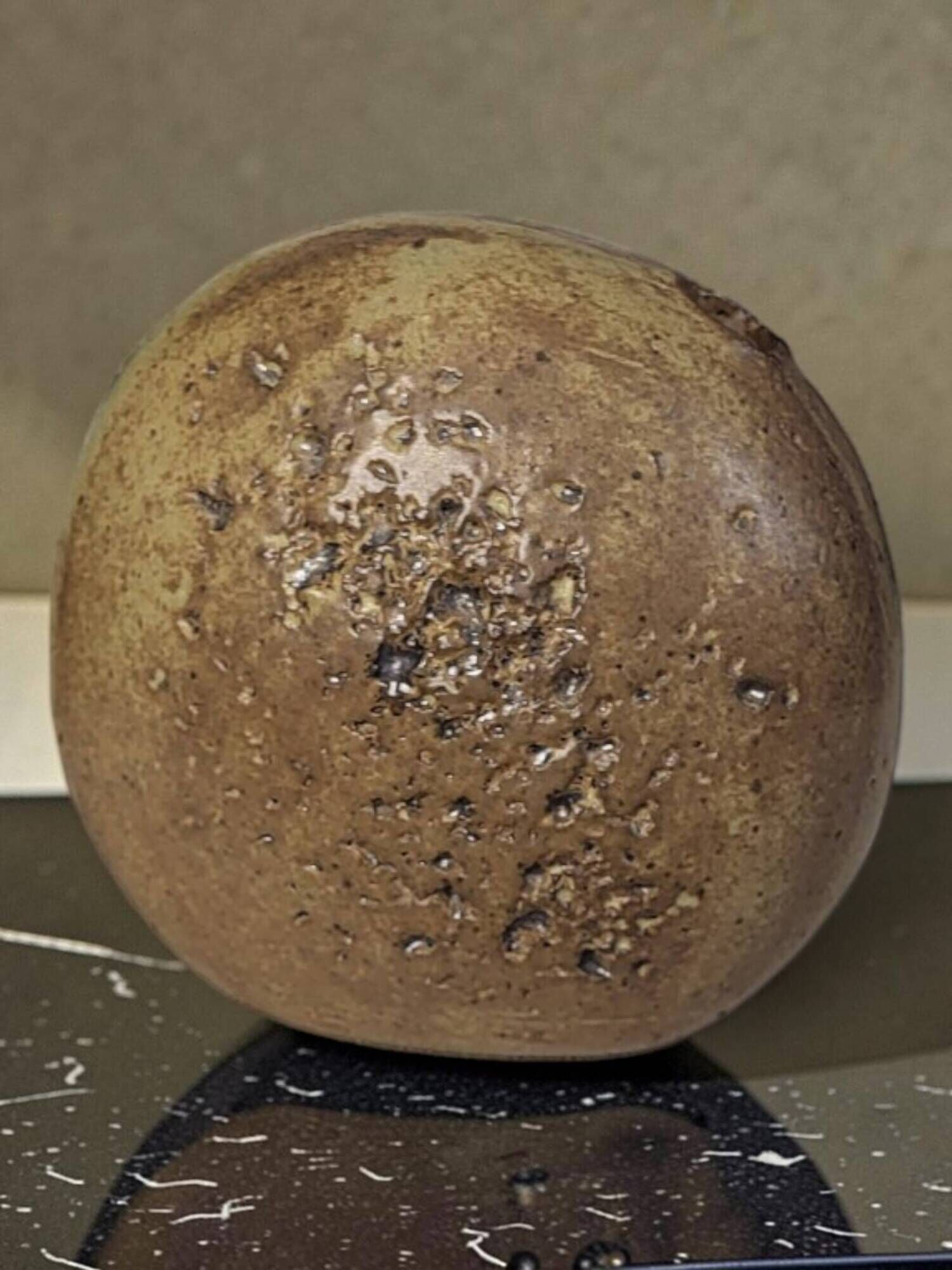 Pebble soliflore vase in stoneware / La Borne / Puisaye