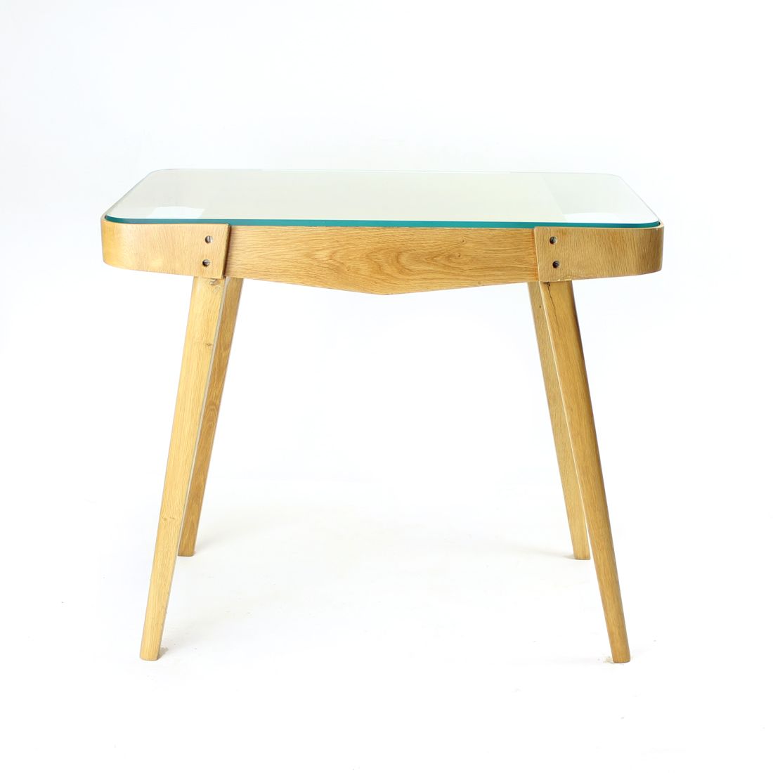 Table basse du milieu du siècle en chêne et verre, Tchécoslovaquie Années 1960