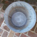 Zinc bucket