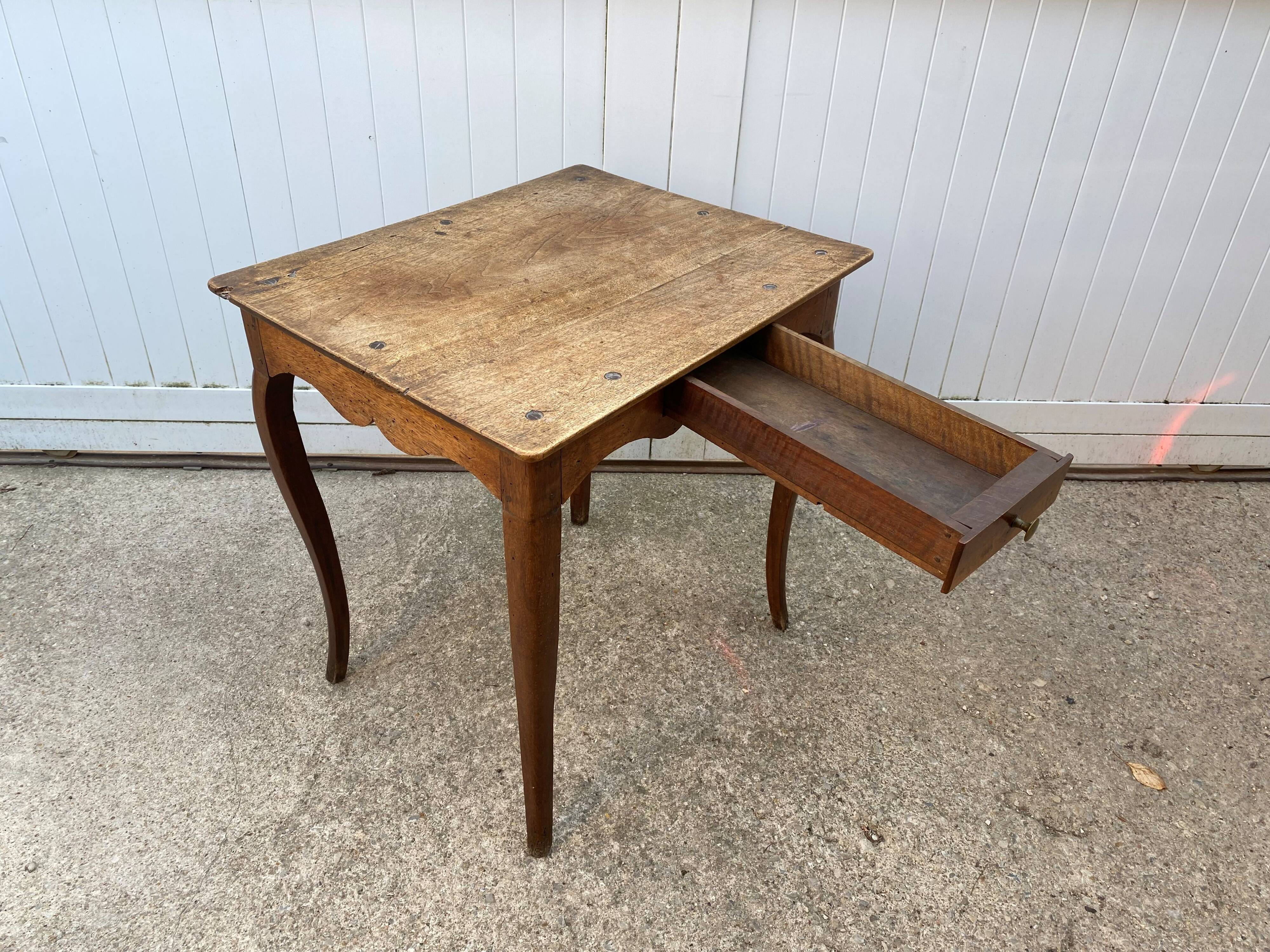 Oak desk with 1 drawer, 65x52cm