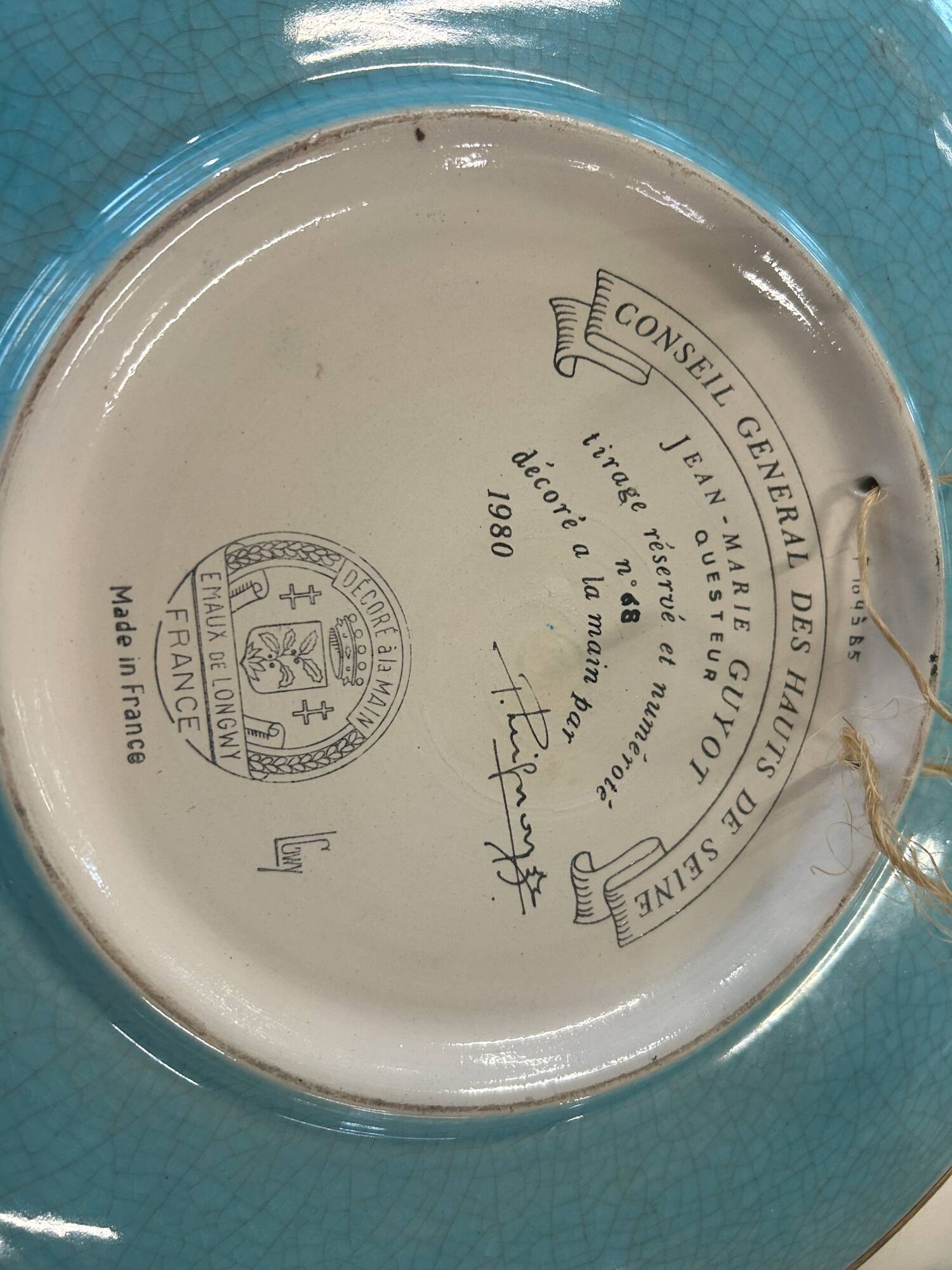 Plat Emaux de Longwy numéroté 1980