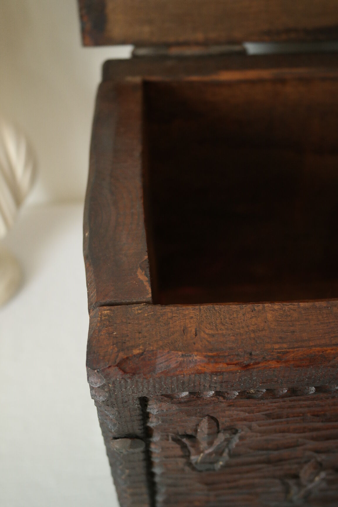 Carved wooden chest bas-reliefs artisanal XXth