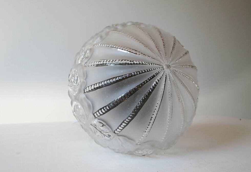 Art deco globe chandelier