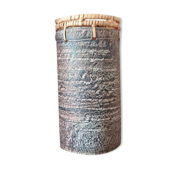 Terracotta pot / vase